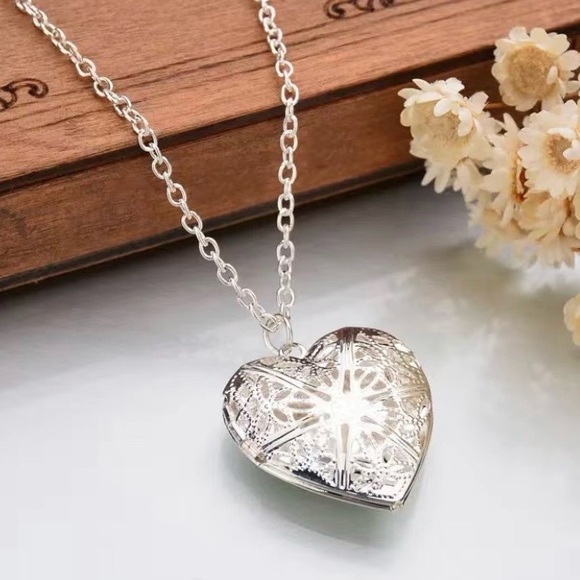 Jewelry - Filigree Style Heart Locket Necklace With Cable Link Chain Mother’s Day Gift